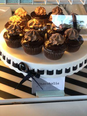 Chocoholic Cupcake.