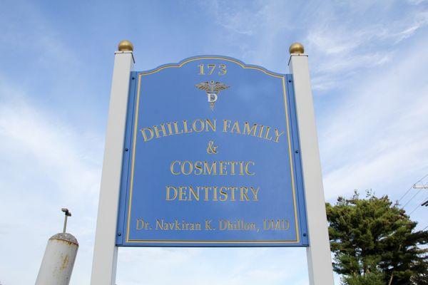 Dhillon Family & Cosmetic Dentistry exterior sign