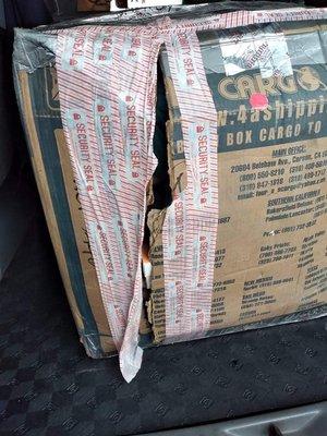 Dumating din box na padala ko marami rami din ang nawala