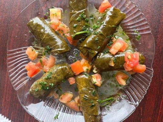 Grape Leaves 6 pc