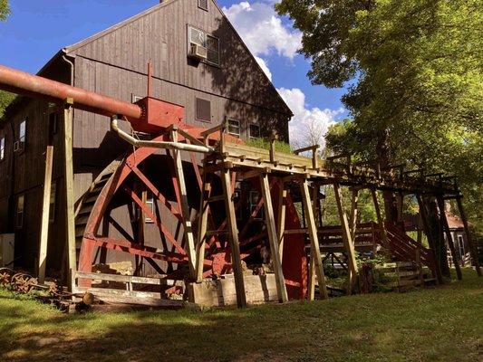 Osceola Mill Dining & Lodging