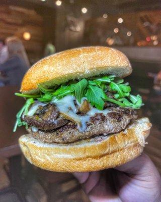 ROCK ELM BURGER  montamore cheese, roasted mushrooms, candied walnut aioli, arugula