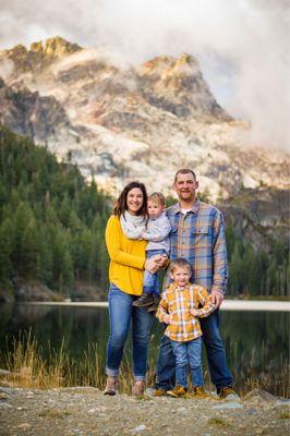 Family photos by the dam on the south shore of sardine lake resort