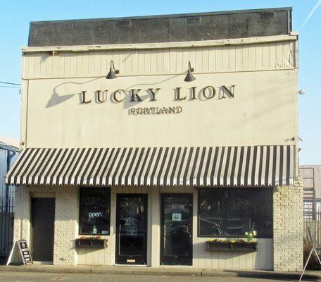 The Lucky Lion