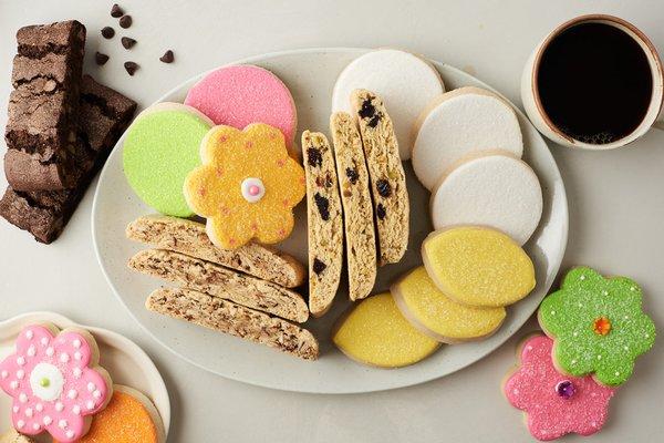 Biscotti Cookies and Cakes