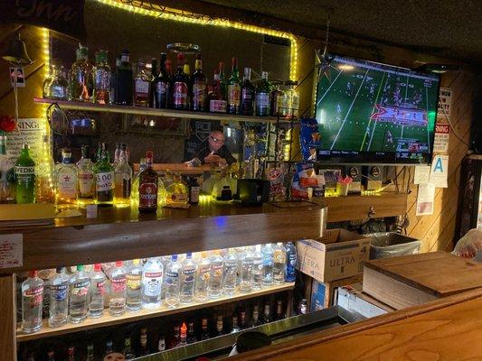 Full bar & Sports