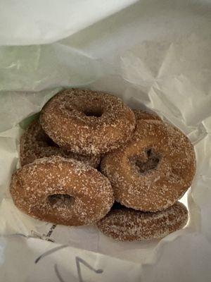 THE MOST DELICIOUS CIDER DONUTS YOU WILL EVER EAT!!!!