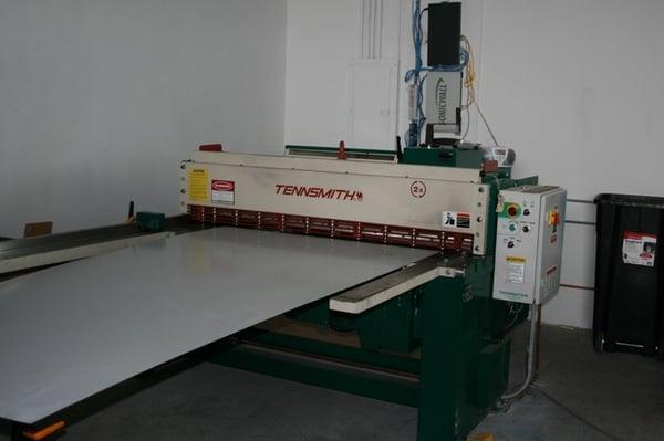 Shear for cutting sheet metal