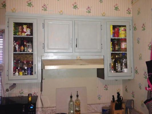 I love my cabinets.