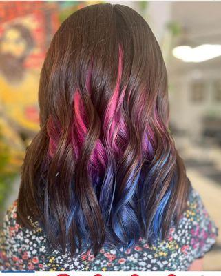 Peekaboo vivid color done by : Greysin