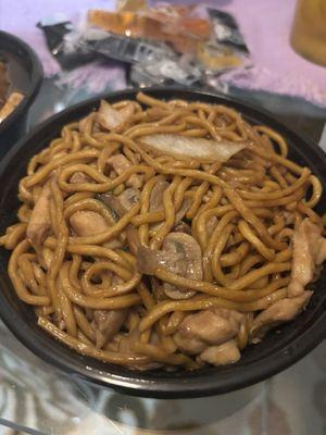 chicken lo mein