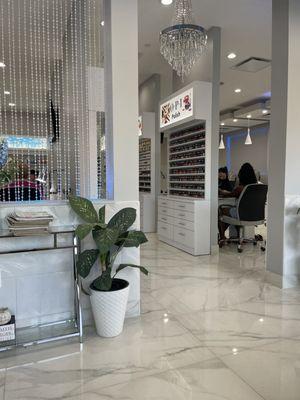 Beauty Nail Bar