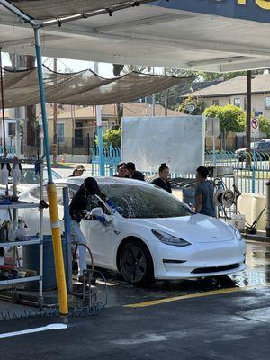 100% Hand Car Wash