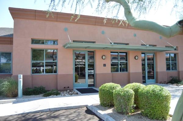 Just off Via DeVentura, our office in Scottsdale is easy to get to from Paradise Valley, Fountain Hills, Phoenix and  the entire Valley.