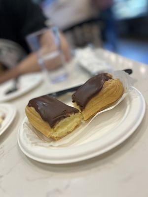 Eclair