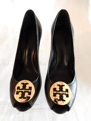 Tory Burch Black Pebble Grain Leather Peep Toe Wedges in Size 8M