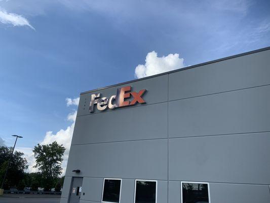 FedEx Ship Center