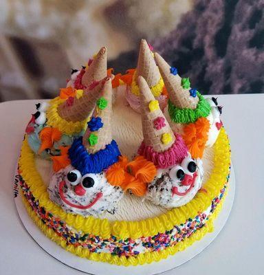 Clown Cone Party Round Cake