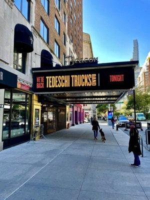 Beacon Theatre right next door !