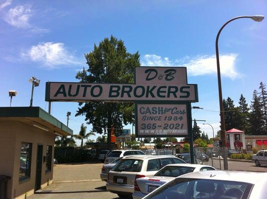 D & B Auto Brokers