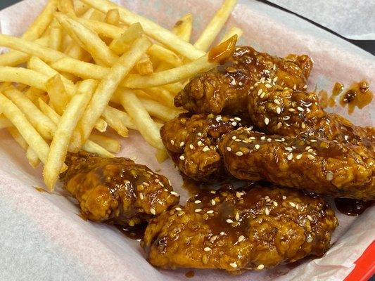 Small 6 pc Korean Chicken with Fries