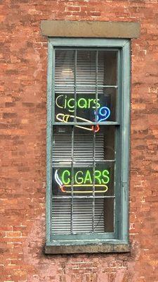 Cigar sign