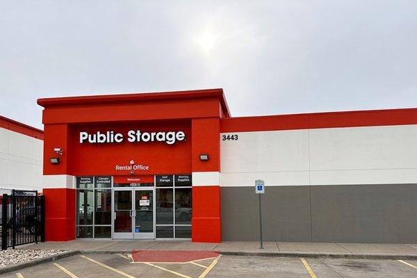 Public Storage