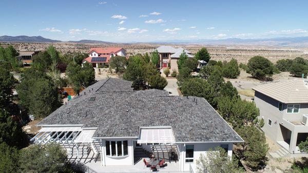 Owens Corning Storm Cloud with a 25 year workmanship warranty from OC and a 50 year non prorated material warranty!