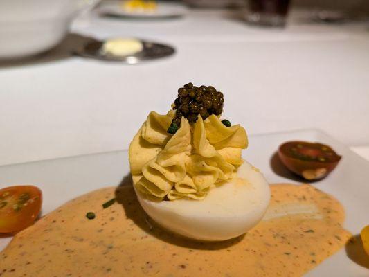 @endoedibles on Instagram 09/19/24
 
 EMERIL'S RESERVE STURGEON CAVIAR DEVILED EGGS - remoulade sauce, teardrop tomatoes