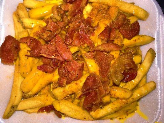 Large Cajun cheese fries with bacon