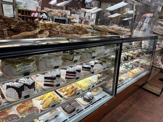 Full bakery display