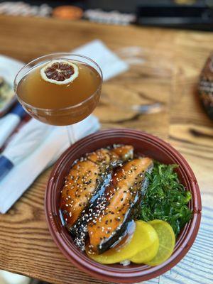 Teriyaki salmon bowl