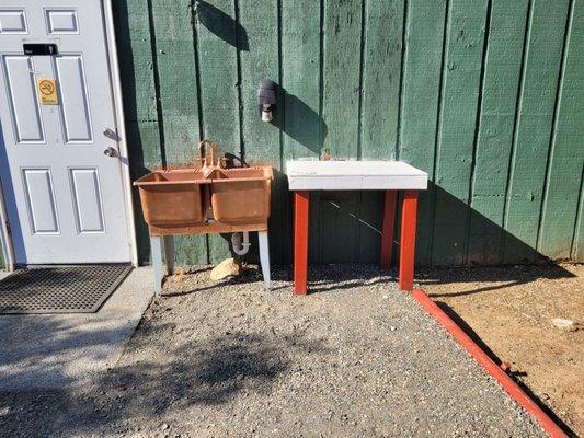 Dish wash station.