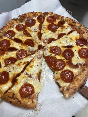 Pepperoni pizza