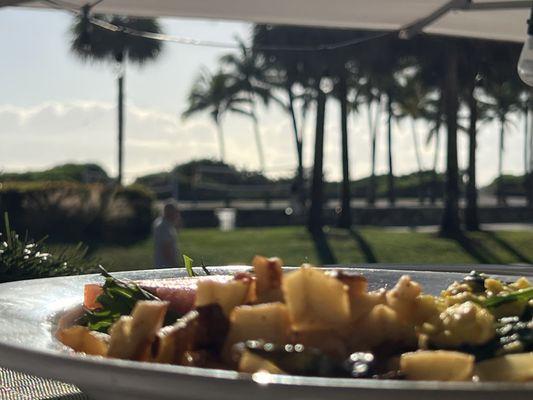 Breakfeast on the beach