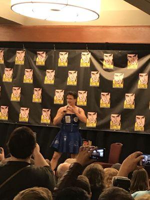 John Barrowman has a great q&a session!