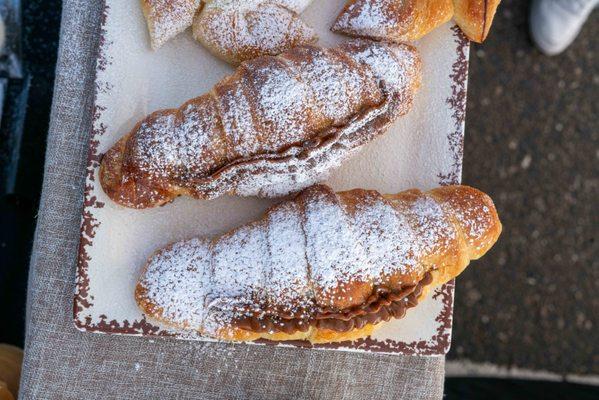 Dulce de leche Croissants