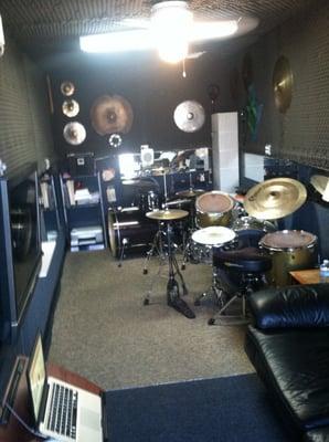 Drum Lessons Los Angeles-Drum Studio