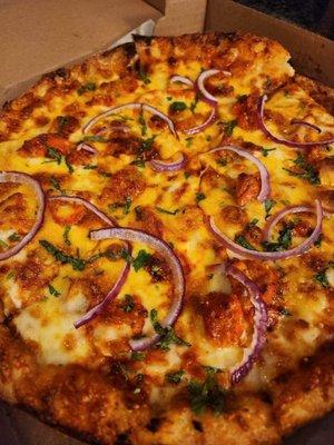 Butter chicken pizza