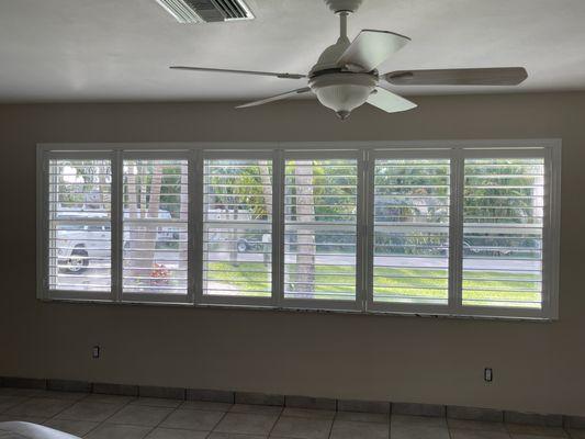 Large 6 panel composite shutters with hide a tilt and split tilt