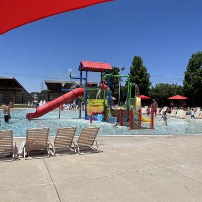 Children's play area - water is very shallow