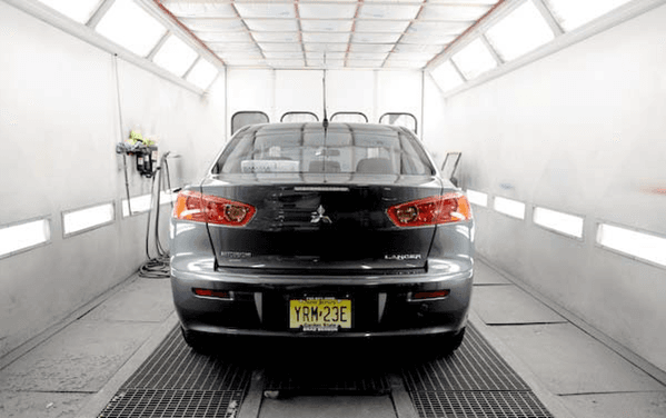 Reilly's Collision specialists utilize a heated downdraft spray booth to insure a particle free finish on you vehicle.