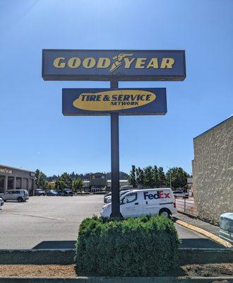 Vancouver Tire & Auto Good Year Sign