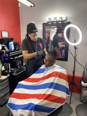 Barber Donta 
www.styleseat.com/dontamitchell