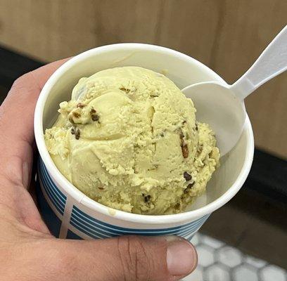 Pistachio ice cream