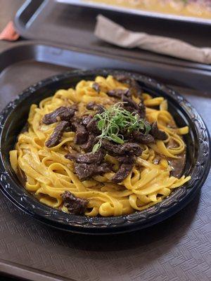 Steak fettuccine huancaina