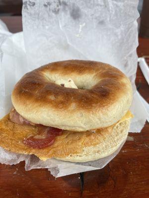 Bacon, Egg, Cheese Bagel (Tiktok: @justandyvu)