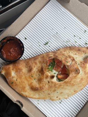 CALZONE