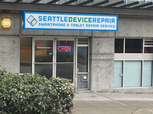 Seattle Device Repair - storefront; closeup