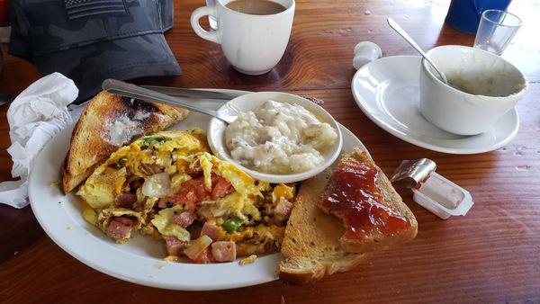 Western Omelet. Make sure you order the sausage gravy fasgoes quickly! quickly!